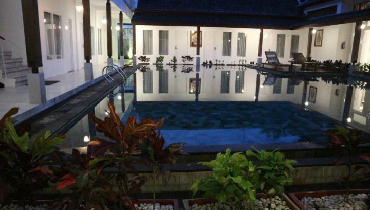 Sinom Borobudur Heritage Hotel Magelang Luaran gambar